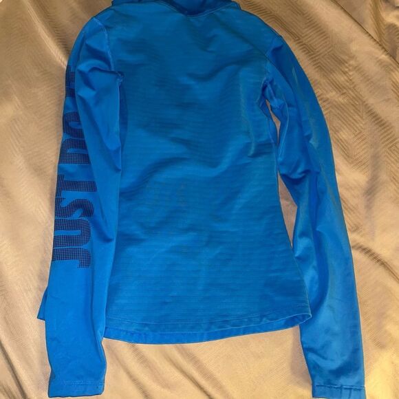 NWOT Nike Dri Fit shirt-size medium - Picture 3 of 3